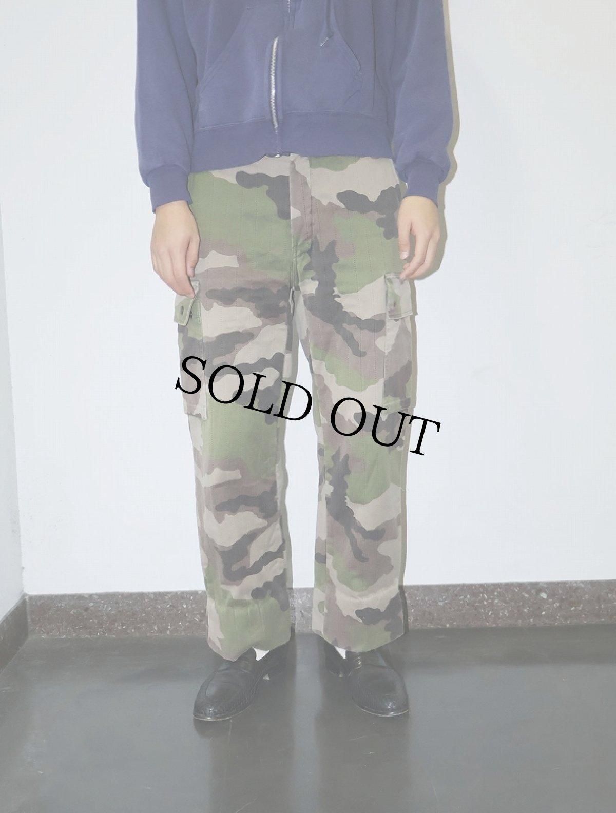 画像3: 90〜2000's ウッドランドカモ柄 コットン×ポリエステルカーゴパンツ W33 (3)