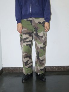 画像3: 90〜2000's ウッドランドカモ柄 コットン×ポリエステルカーゴパンツ W33 (3)