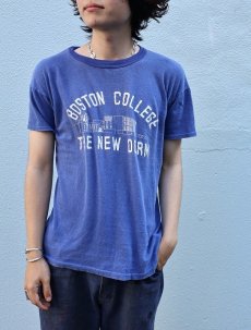 画像2: 70's "BOSTON COLLEGE THE NEW DORM" カレッジプリントTシャツ (2)