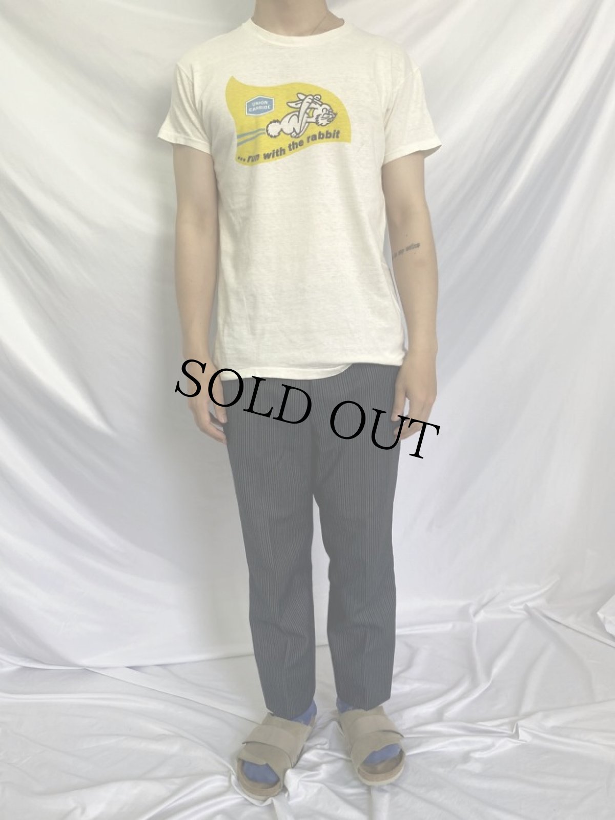 画像3: 70's UNION CARBIDE "...run with the rabbit" モーターサイクルオイル会社 イラストTシャツ L (3)