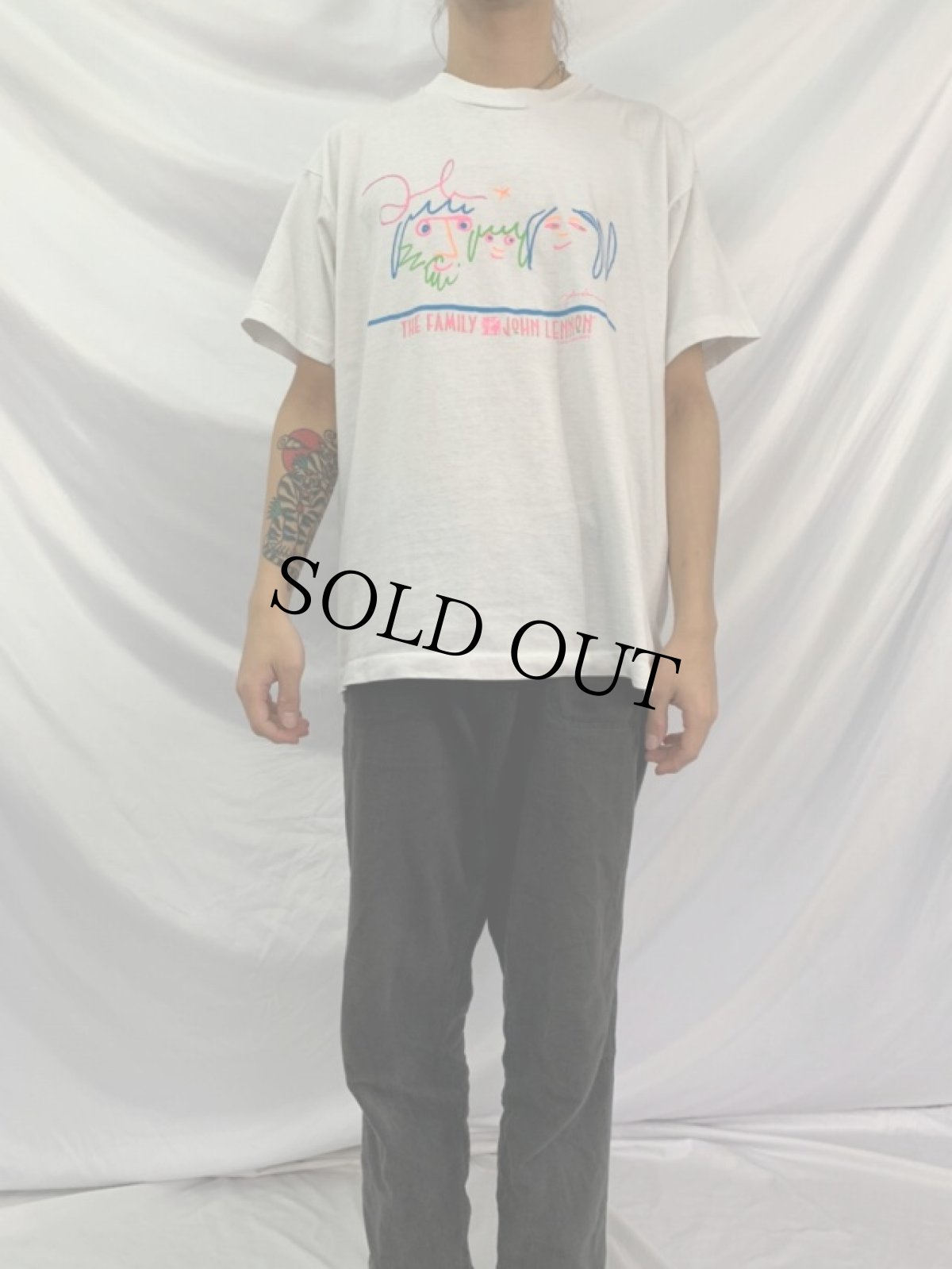 画像2: 90's JOHN LENNON USA製 "THE FAMILY" ミュージシャンアートTシャツ XL (2)
