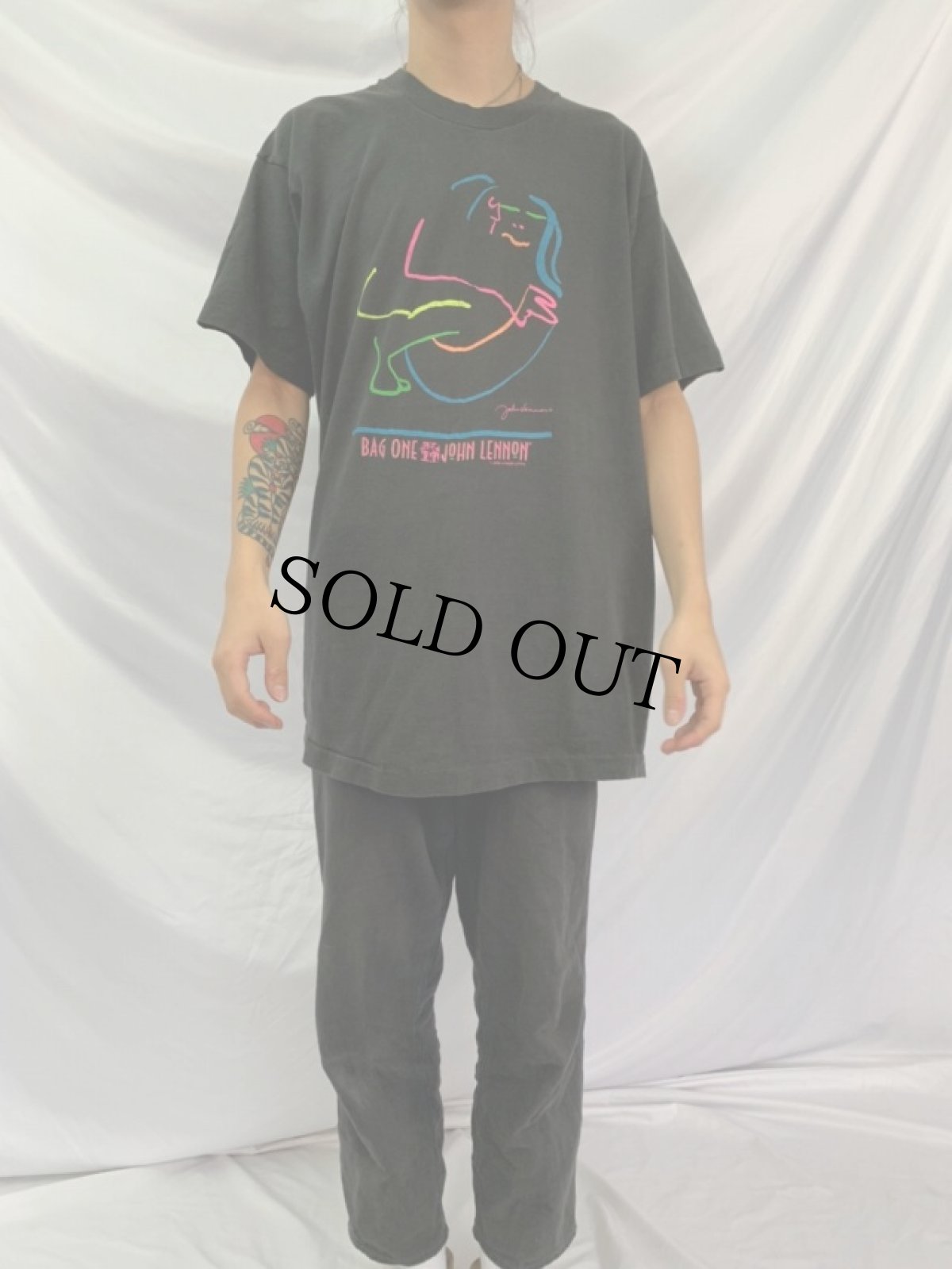 画像2: 90's JOHN LENNON USA製 "BAG ONE" ミュージシャンアートTシャツ XL (2)