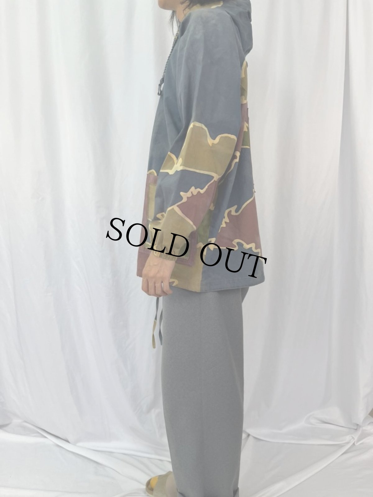 画像4: キリン柄 ろうけつ染め フルジップパーカー (4)