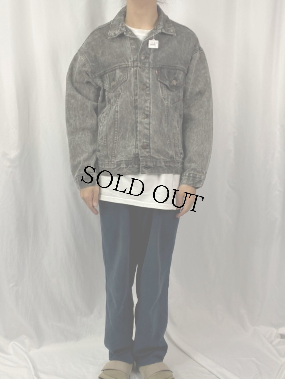 画像2: 80's Levi's 70507-0253 USA製 ケミカルウォッシュ ブラックデニムジャケット M (2)