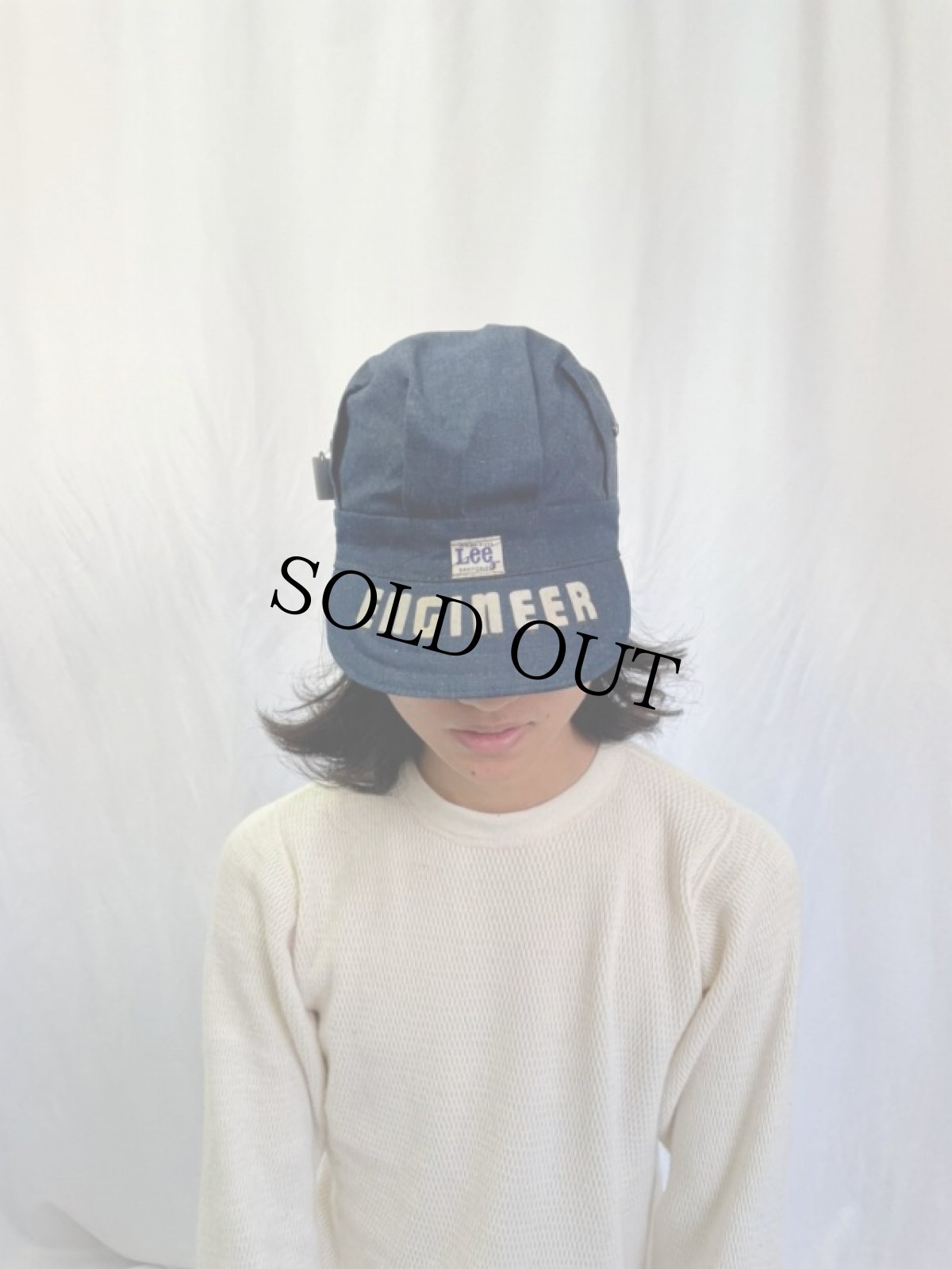 画像2: 60's Lee USA製 "ENGINEER" フロッキープリント デニムワークキャップ (2)