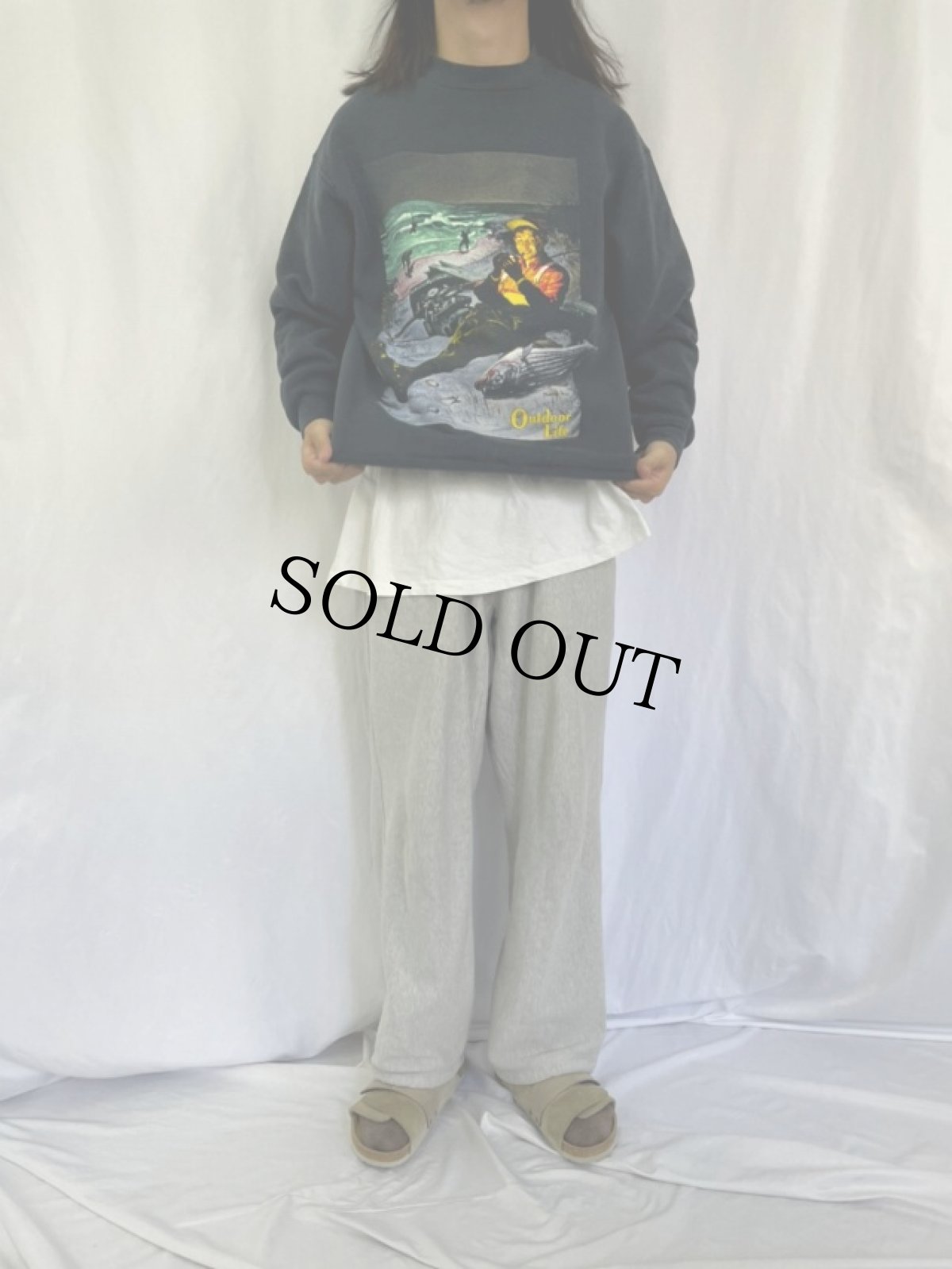 画像2: 90's "Outdoor Life" USA製 イラストスウェット XL (2)