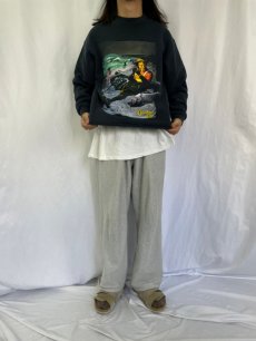 画像2: 90's "Outdoor Life" USA製 イラストスウェット XL (2)