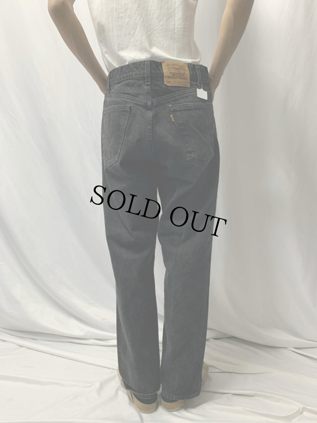 画像4: 90's Levi's 550 USA製  "RRILAXED FIT" ブラックデニムパンツ W35 (4)