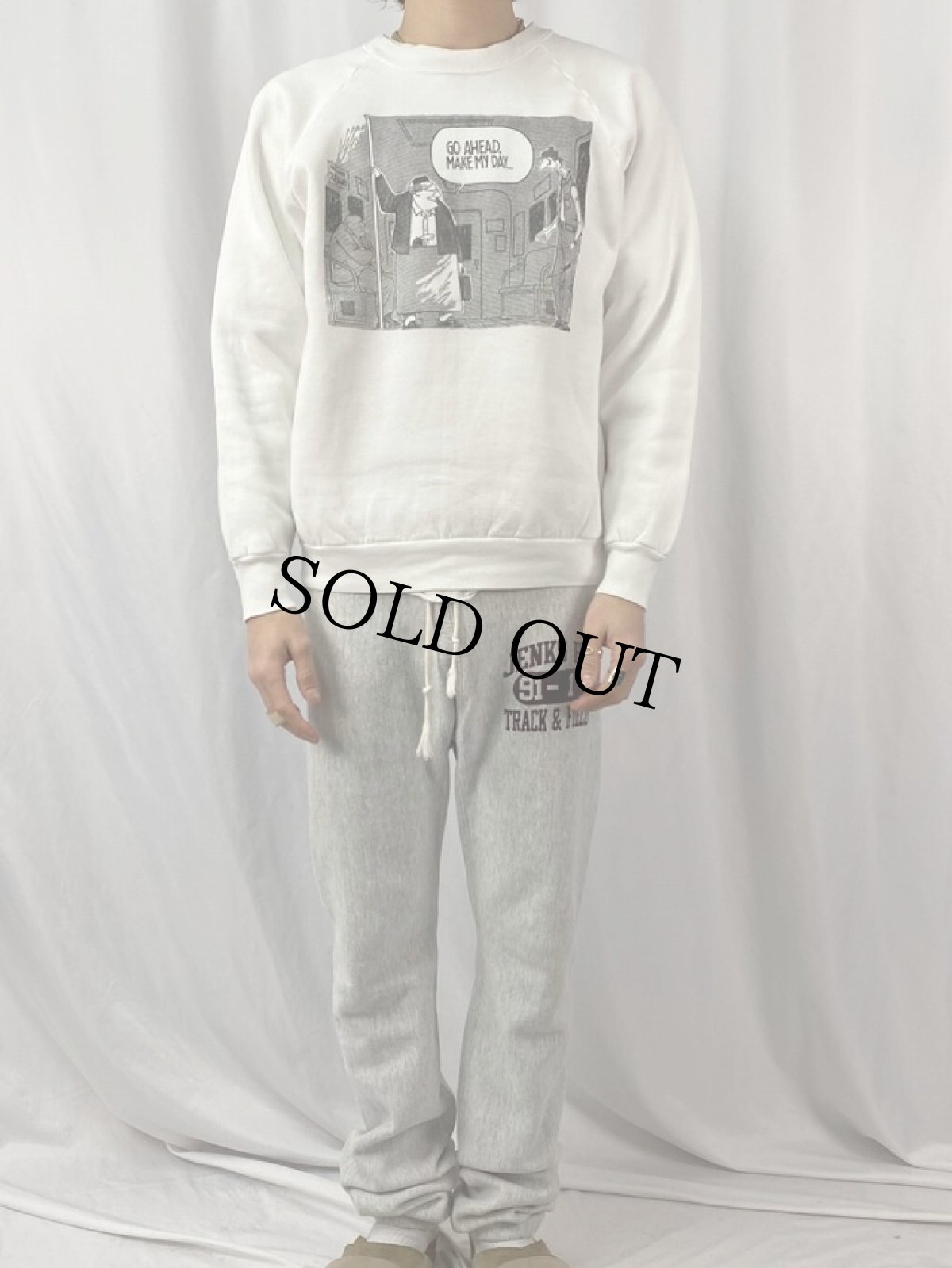 画像2: 90's "GO AHEAD. MAKE MAY DAY..." シュールイラストスウェット L (2)