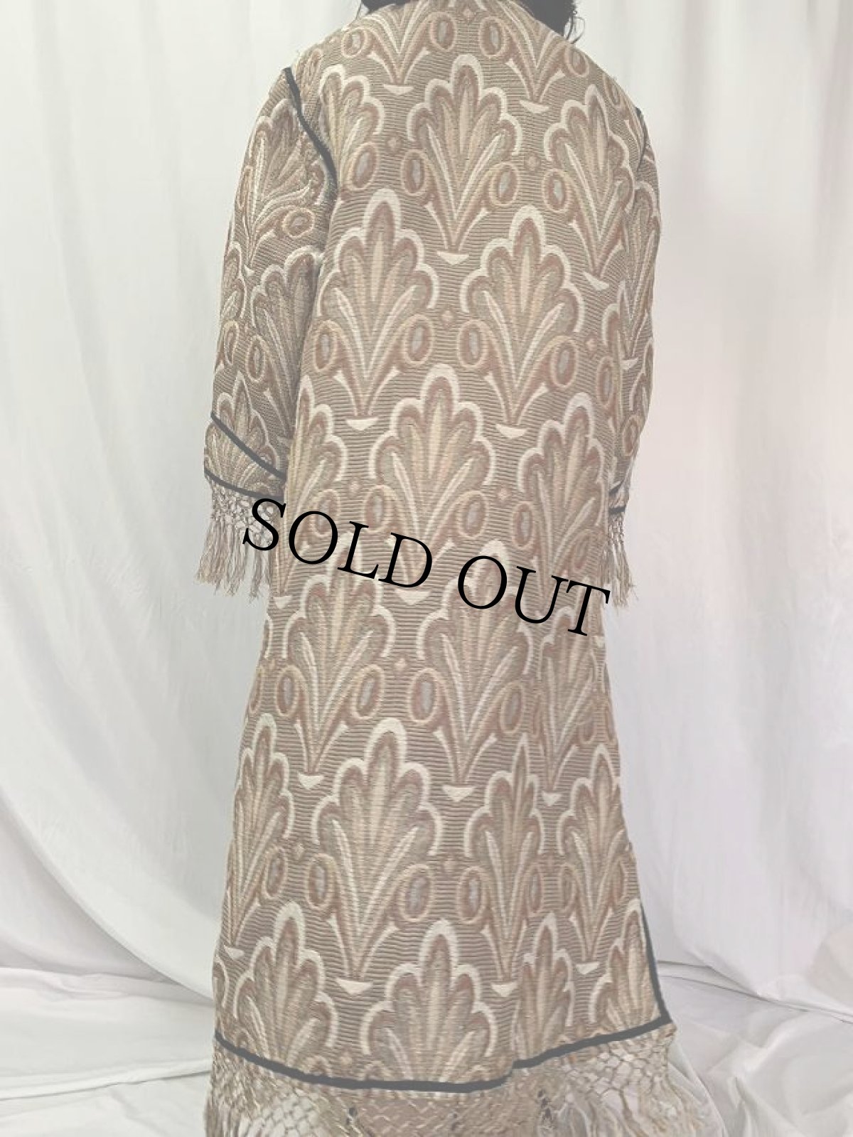 画像4: L'aeffaire 総柄 フリンジ付き コート (4)