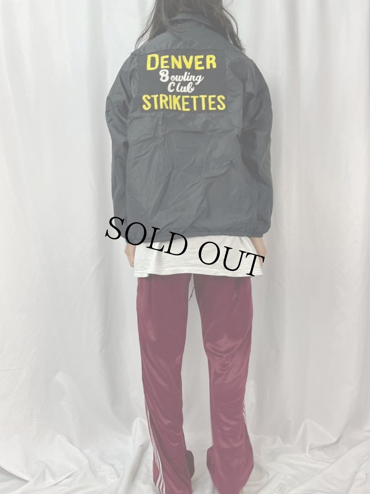 画像4: 〜80's King Louie PRO FIT USA製 チェーン刺繍 ナイロンコーチジャケット M BLACK (4)