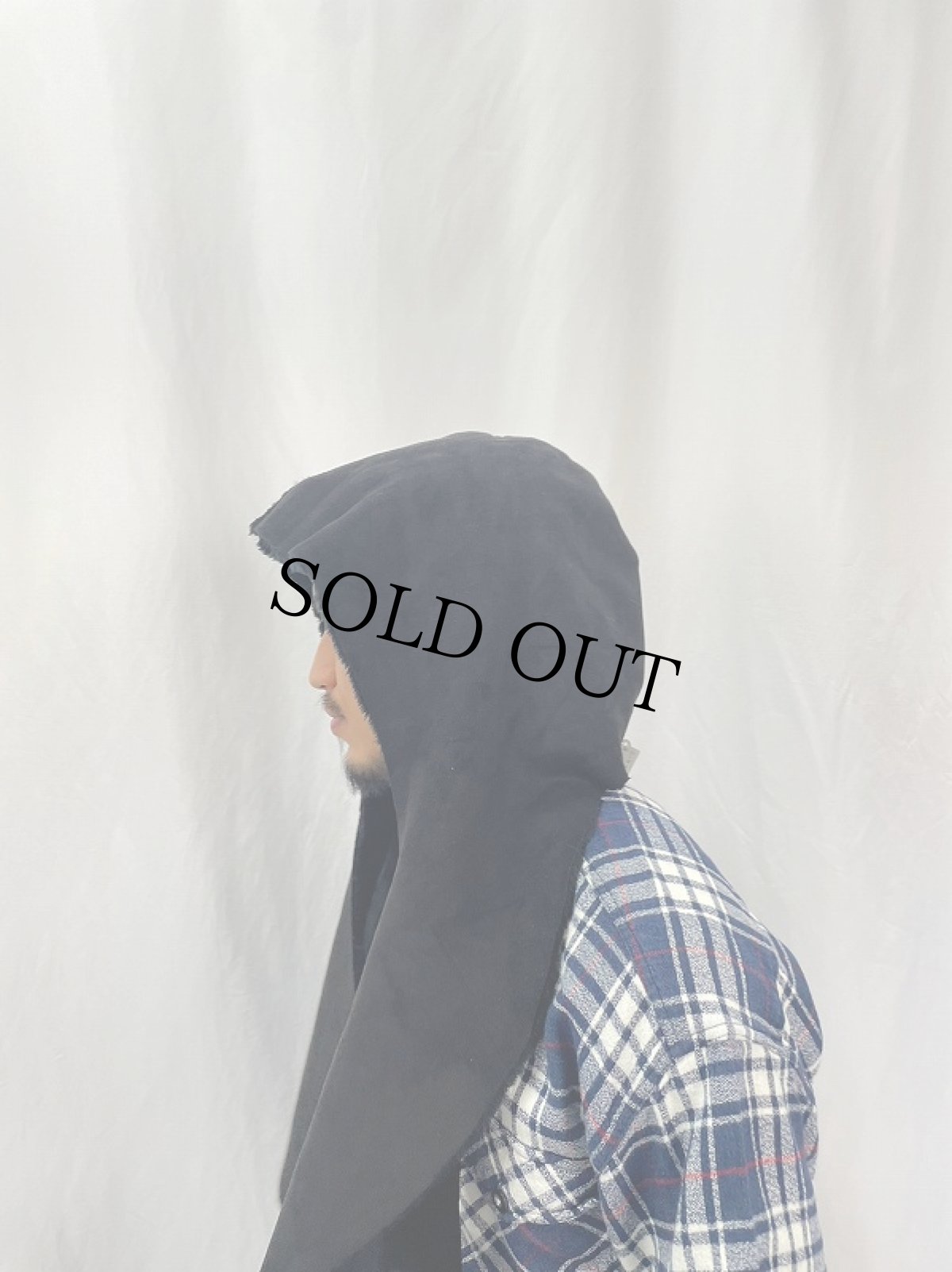 画像4: フェイクムートン フードマフラー BLACK (4)