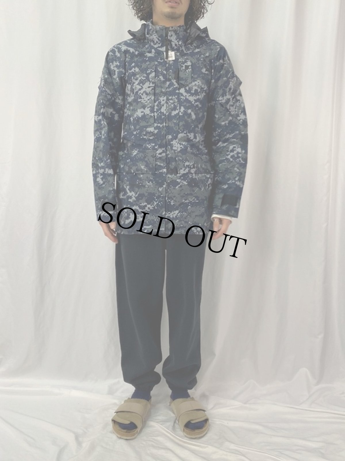 画像2: U.S.NAVY GORE-TEX WORKING PARKA SMALL-REGULAR (2)