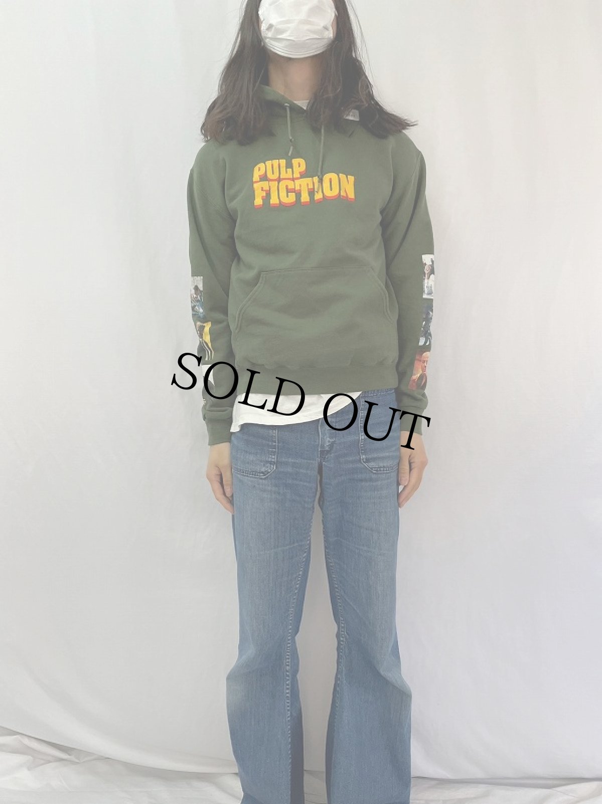 画像2: PULP FICTION 映画プリントスウェットフーディー S (2)