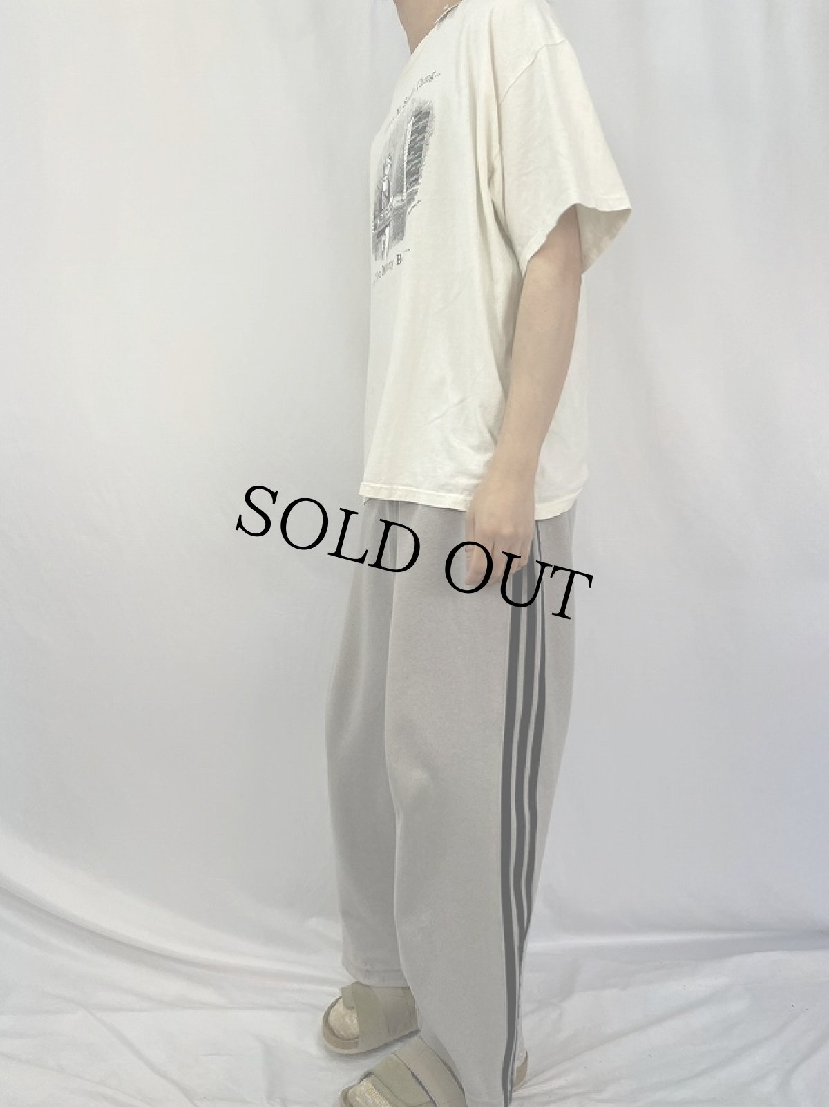 画像3: Edward Gorey "There's No Such Thing...As Too Many Books..." イラストTシャツ XL (3)