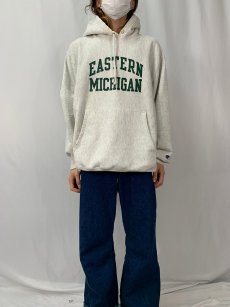 画像2: Champion REVERSE WEAVE "EASTERN MICHIGAN" プリントスウェットフーディ L (2)