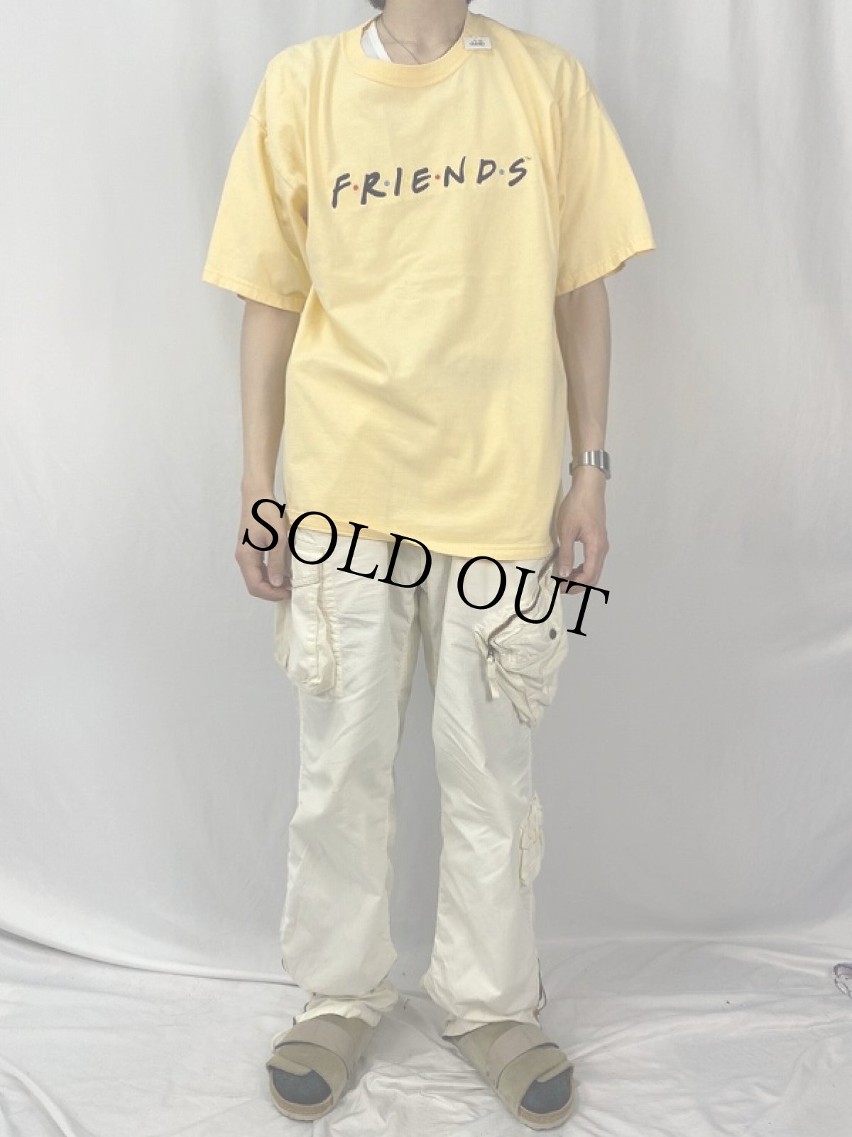 画像2: F・R・I・E・N・D・S ロゴ刺繍 テレビドラマプリントTシャツ XL (2)