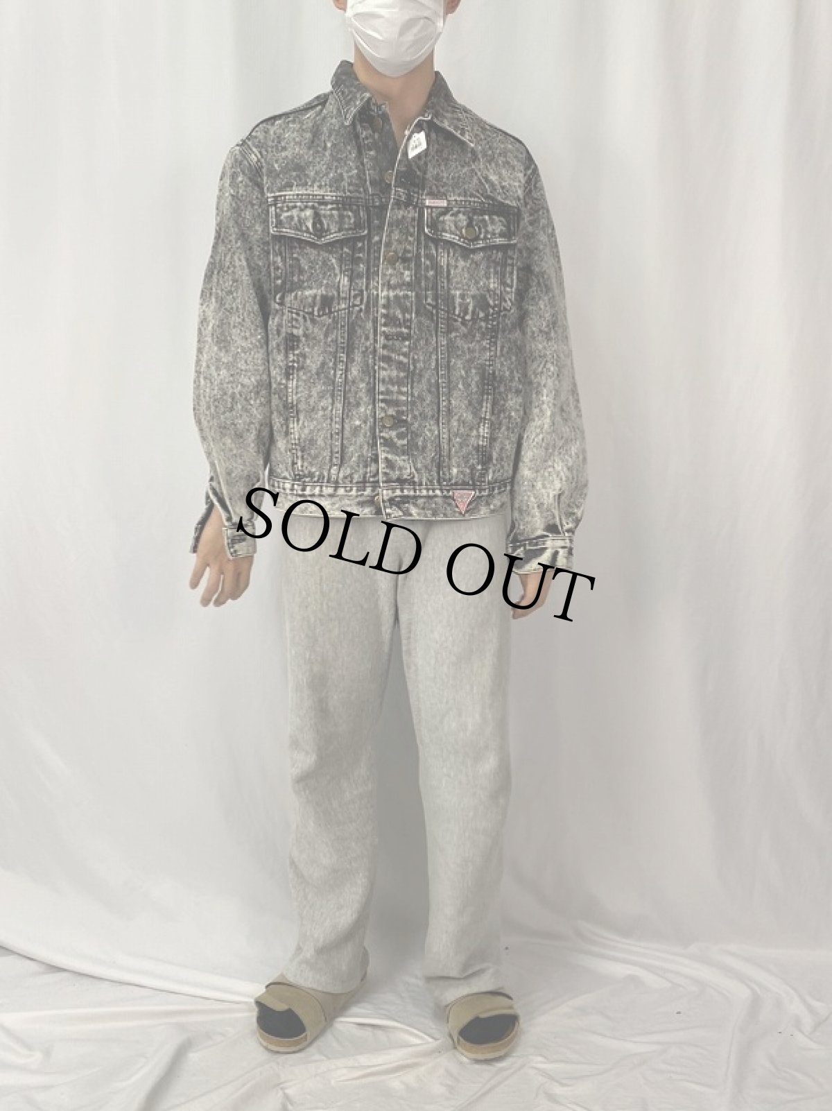 画像2: 80〜90's GUESS "GEORGES MARCIANO" ケミカルウォッシュ デニムジャケット  (2)