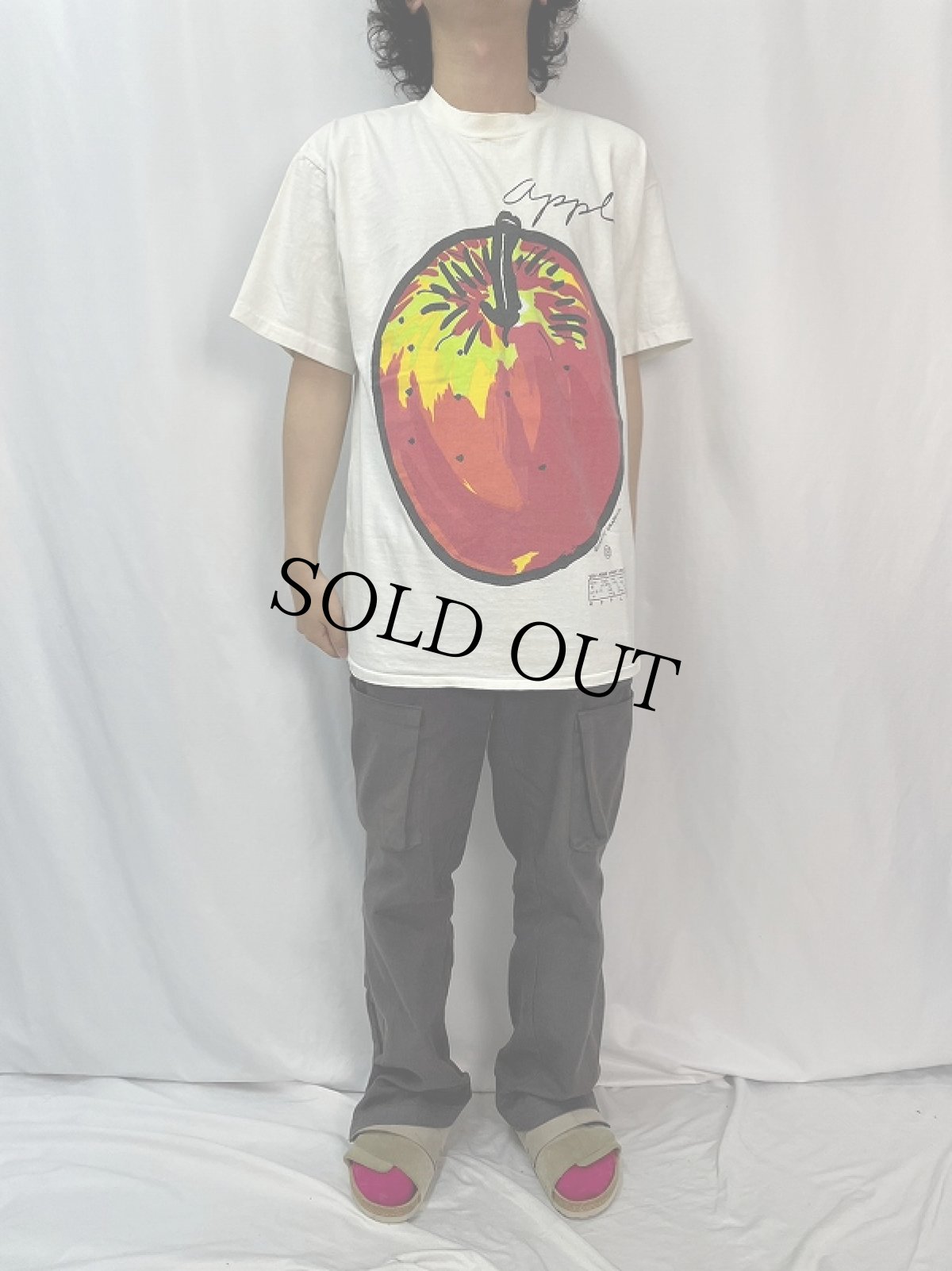 画像2: 90's GRAVITY GRAPHICS USA製 "apple" フルーツイラストTシャツ XL (2)