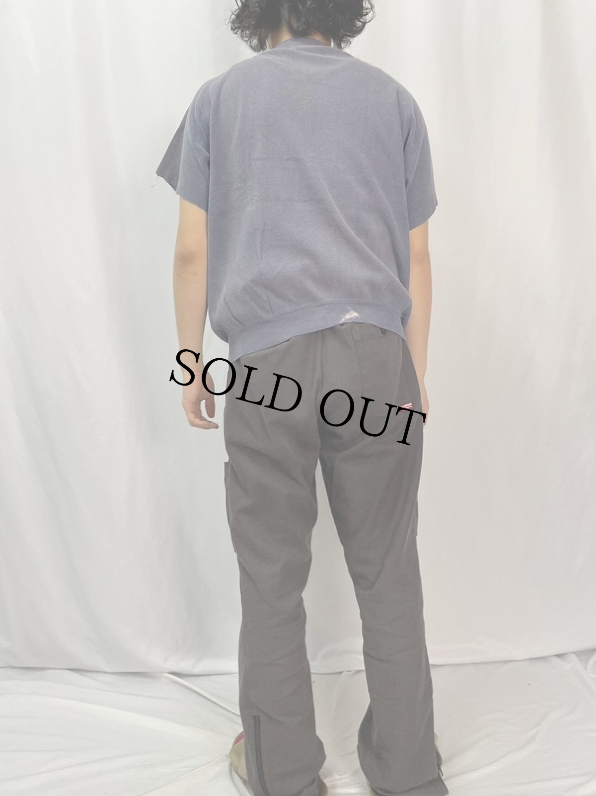 画像4: 〜80's USA製 "DON'T WORRY BE HAPPY" キャラクタープリント カットオフラグランスウェット (4)