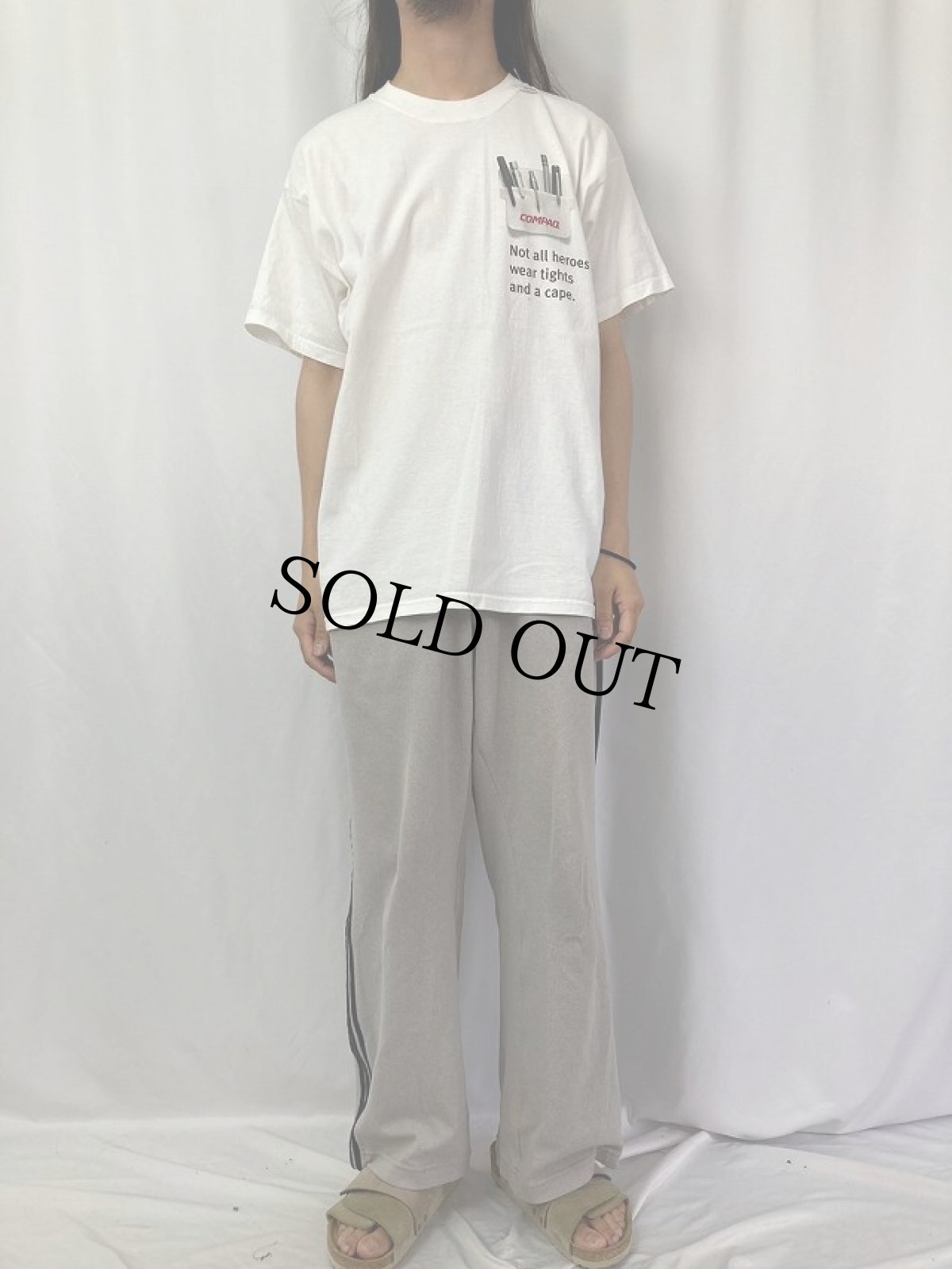 画像2: 2000's COMPAQ IT企業 騙し絵プリントTシャツ (2)