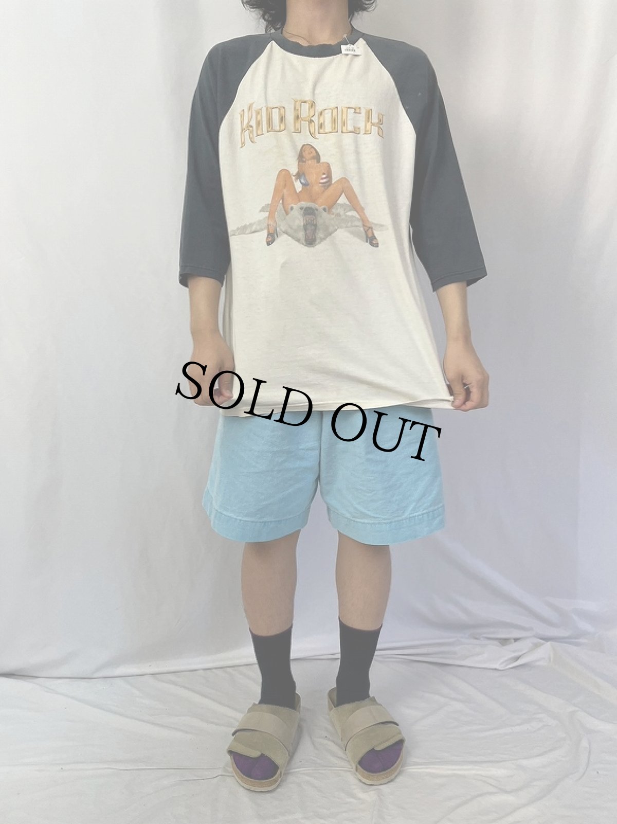 画像2: KID ROCK "NORTH OF DETROIT, WAY SOUTH OF HEAVEN" ロックミュージシャンラグランTシャツ (2)