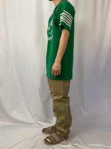 画像3: 【SALE】 80〜90's Defend New Orleans スカルプリント Vネック フットボールTシャツ (3)