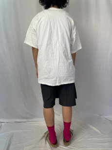 画像4: Hardee's ファストフードチェーン ロゴプリントTシャツ L (4)