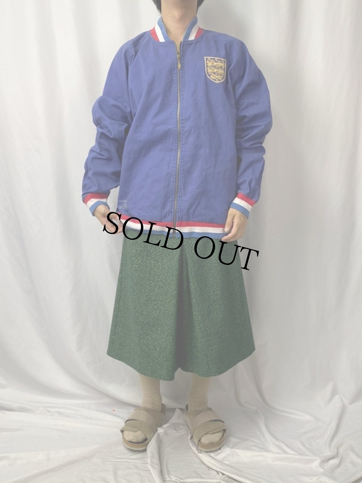 画像2: 90's UMBRO "ENGLAND WORLD CUP WINNERS 1966" チームロゴ刺繍 ジップジャケット XL (2)