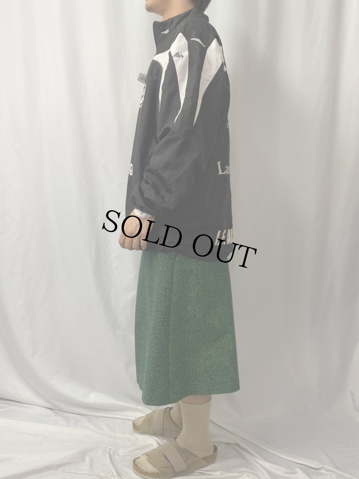 画像4: 2000's UMBRO ロゴ刺繍 メッシュ切り替え プルオーバージャケット BLACK XL (4)