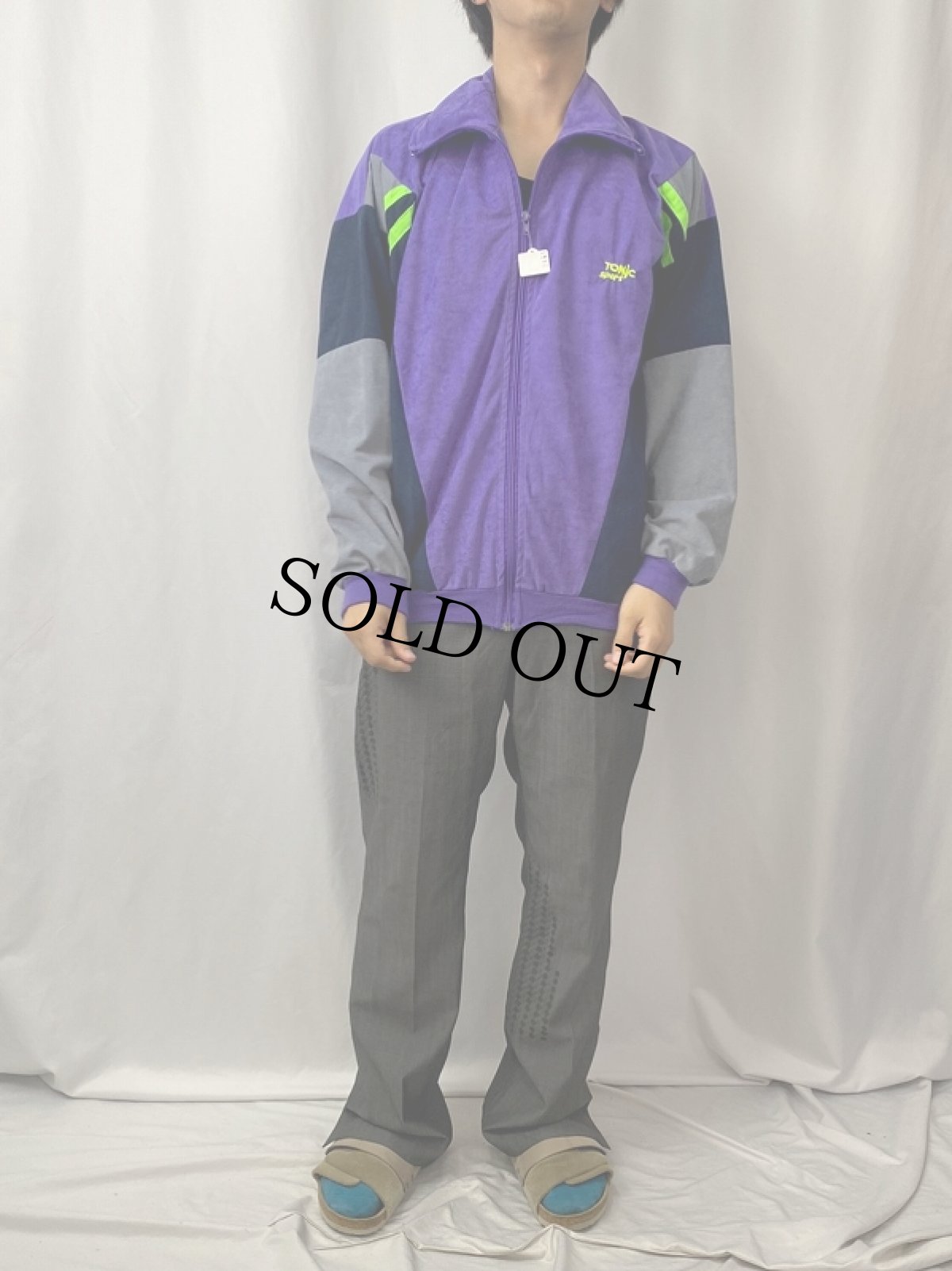 画像2: 〜80's TONIC SPORT ロゴ刺繍 切り替えデザイン ベロアジャージ M (2)