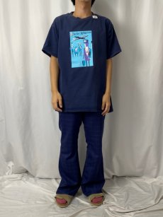 画像2: SHAG "J is for JETSETTER" アートプリントTシャツ NAVY XL (2)