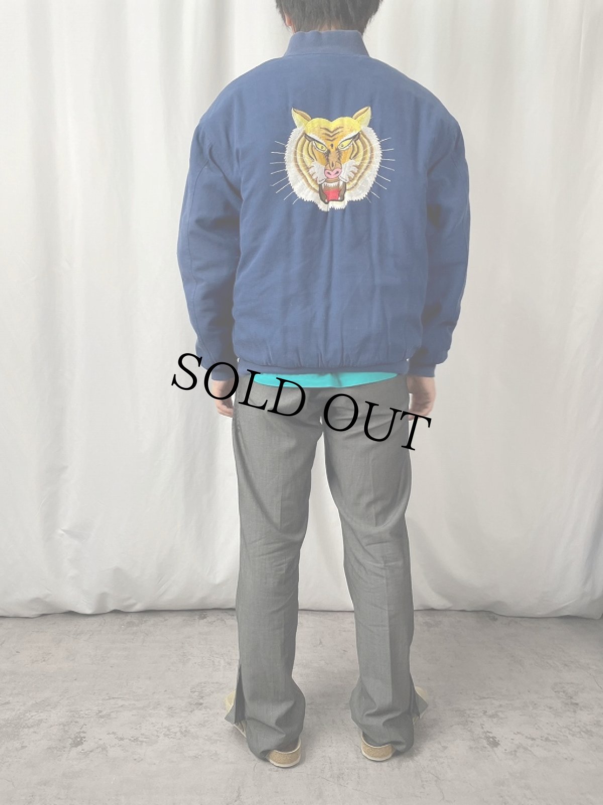 画像4: 80's〜 ORIENTAL  S.F/CHINA 虎刺繍 中綿入り ジップジャケット M (4)