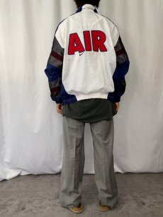 画像4: 90's NIKE "AIR" メッシュ切り替え ロゴ刺繍ナイロンジャケット L (4)