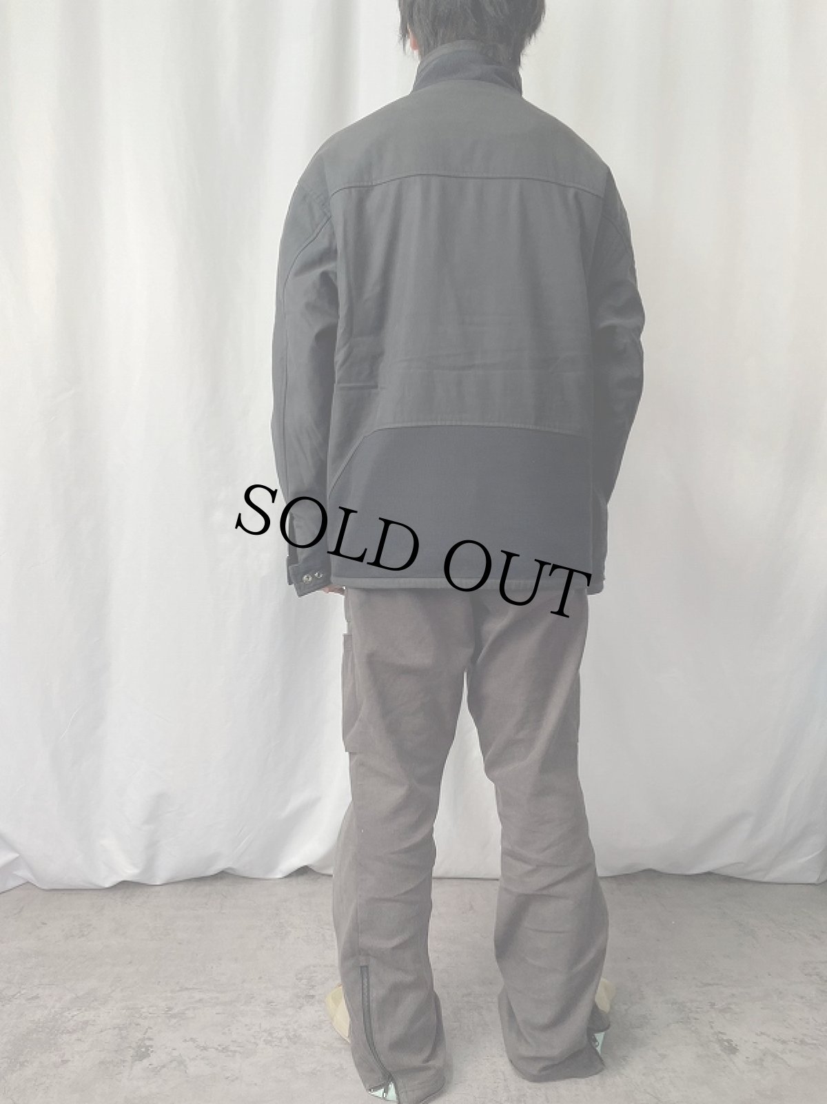 画像3: LOUIS VUITTON ITALY製 ロゴ刺繍 切り替えデザインジップジャケット BLACK  (3)