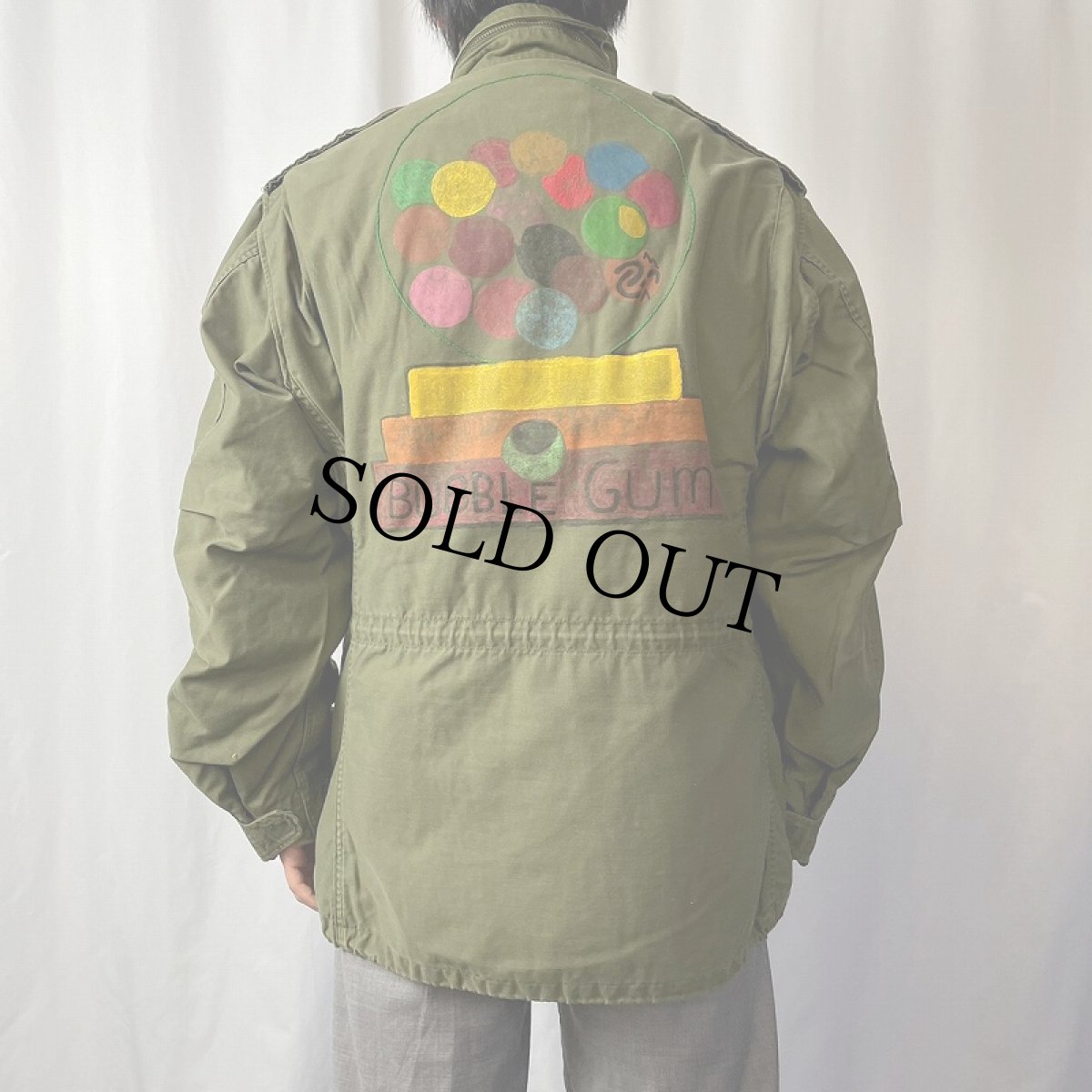 画像4: 70's U.S.MILITARY M-65 "BUBBLE GUM" ハンドペイント×刺繍 フィールドジャケット 3rd (4)