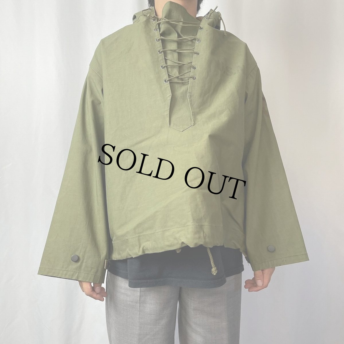 画像2: 40's U.S.NAVY デッキレインパーカー ステンシル入り SMALL (2)