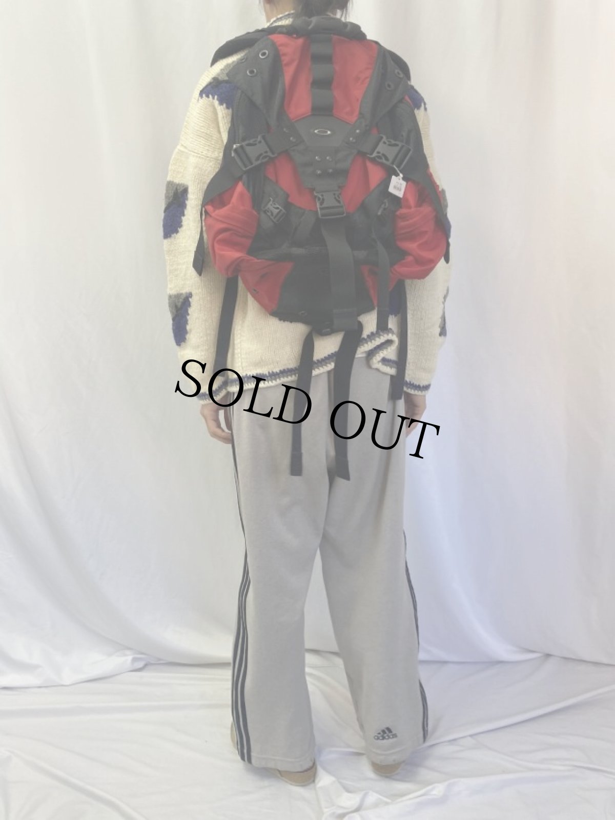 画像2: OAKLEY アイコンバックパック (2)