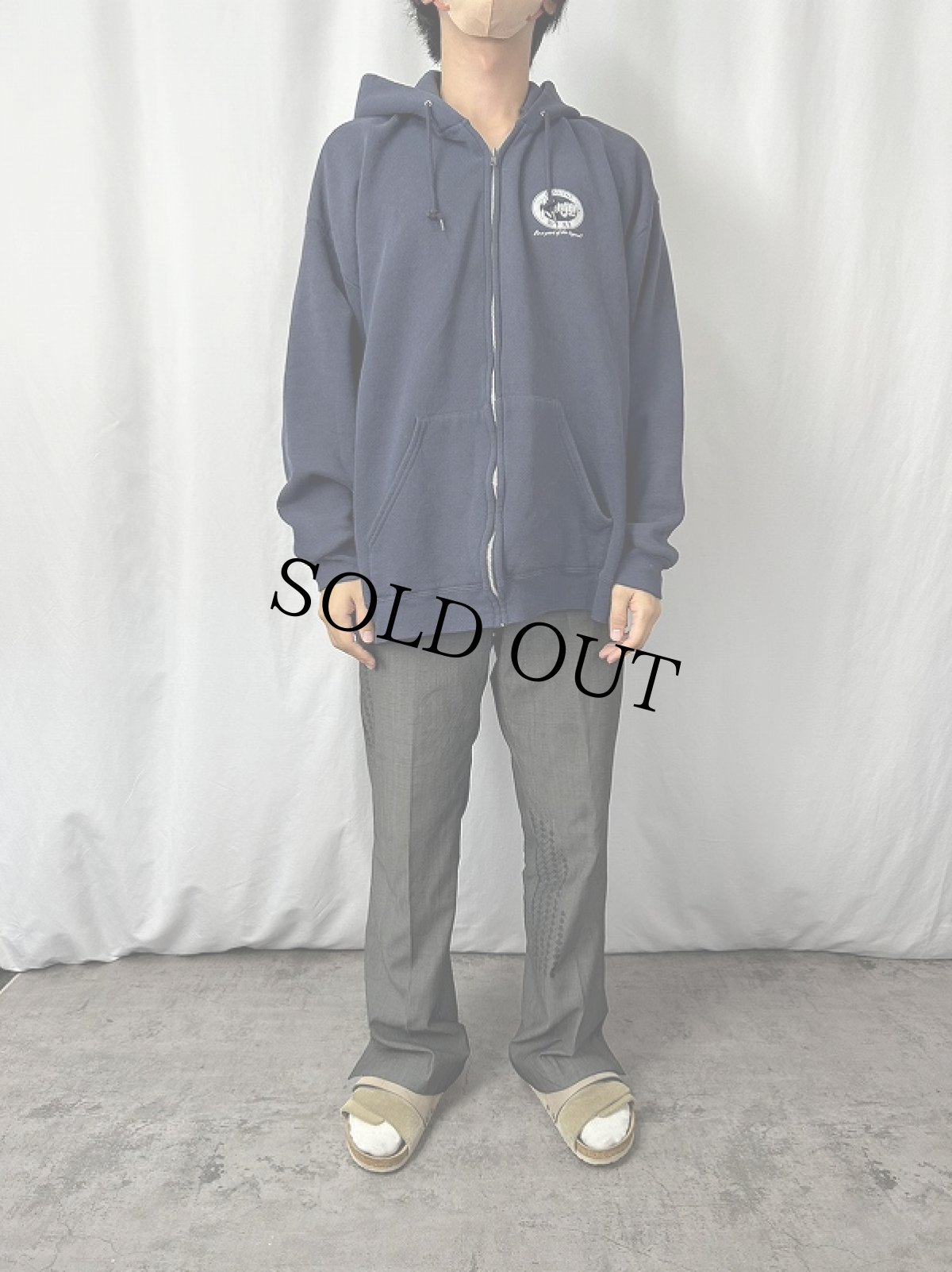 画像2: 90's Lee "Genuine Rabger Wear" プリント スウェットジップパーカー NAVY 2X (2)