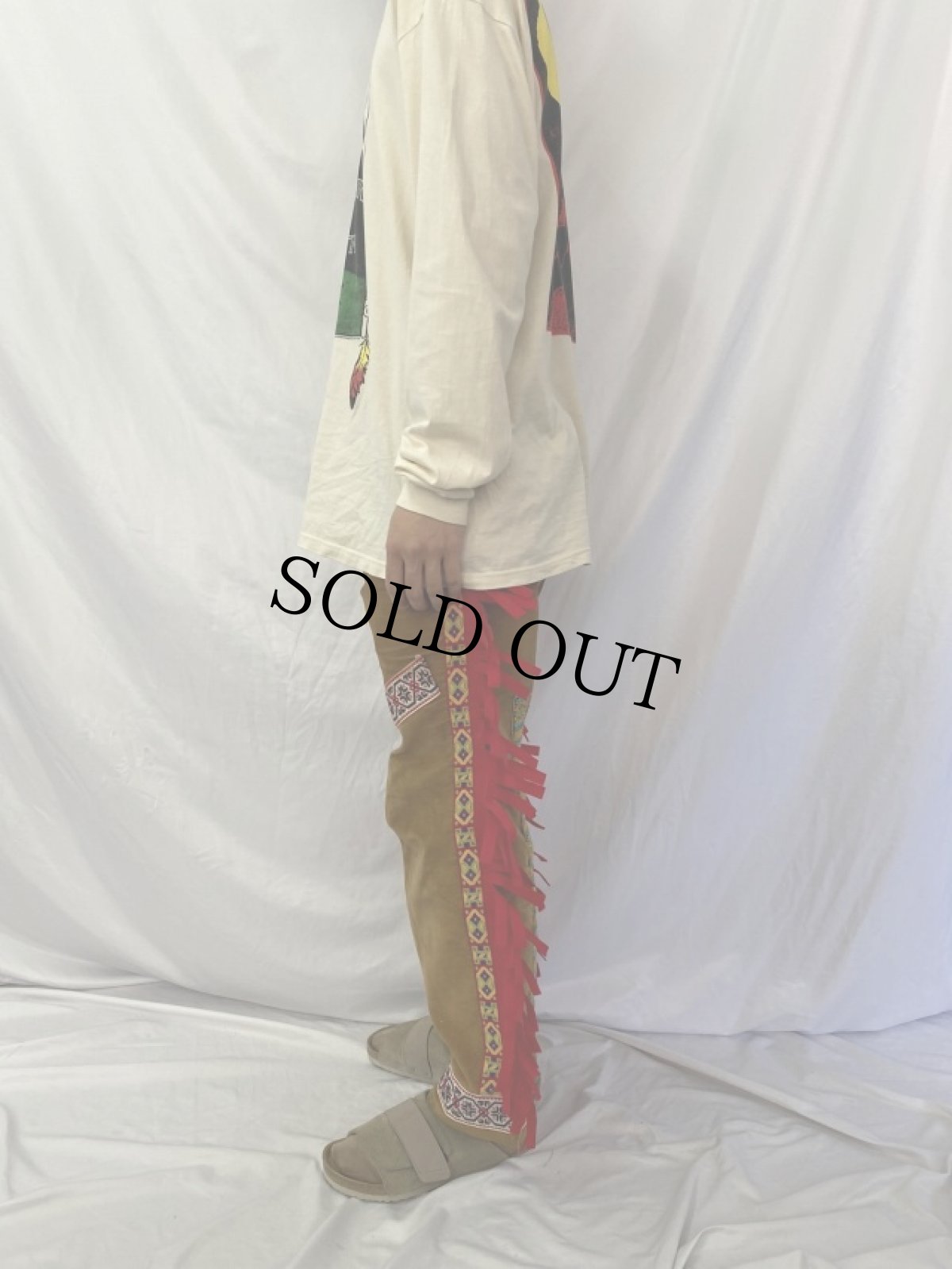 画像4: 70's GWG CANADA製 ネイティブデザイン リメイク コーデュロイパンツ 髪飾り付き W35 (4)