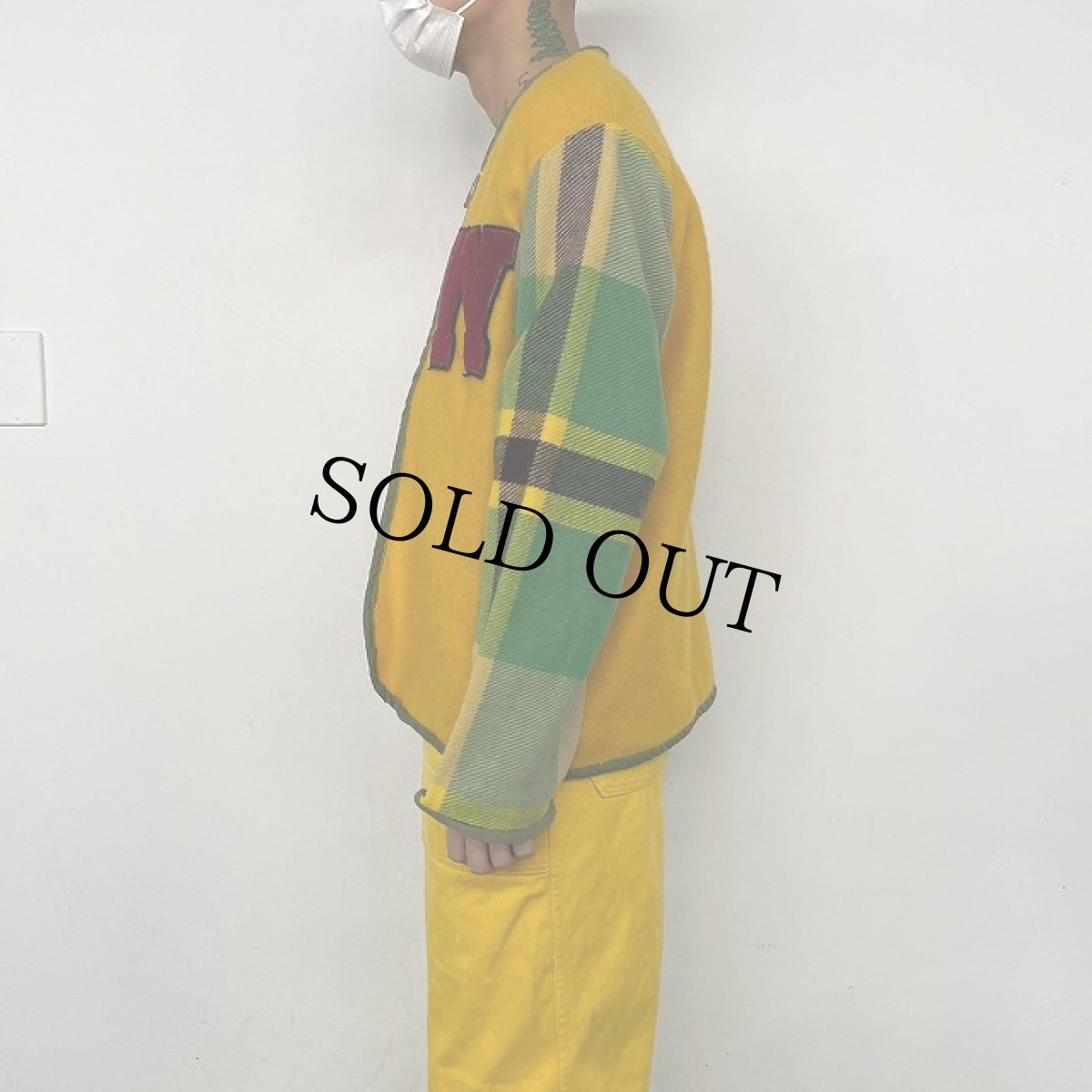 画像3: VINTAGEファブリック ワッペン付き リメイクジャケット (3)