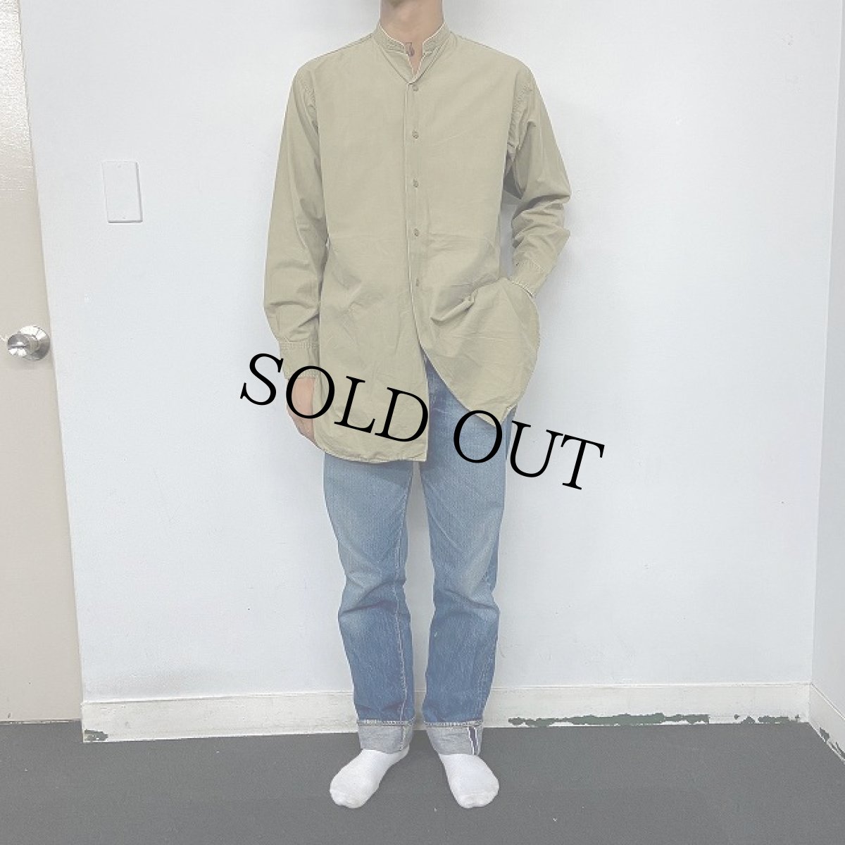 画像2: 60's British Army Khaki No2 Dress Shirts 14 1/2 (2)