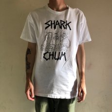 画像4: 90's Ain't That A Rat's Ass Records "SHARK CHUM" パンクロックバンドTシャツ (4)