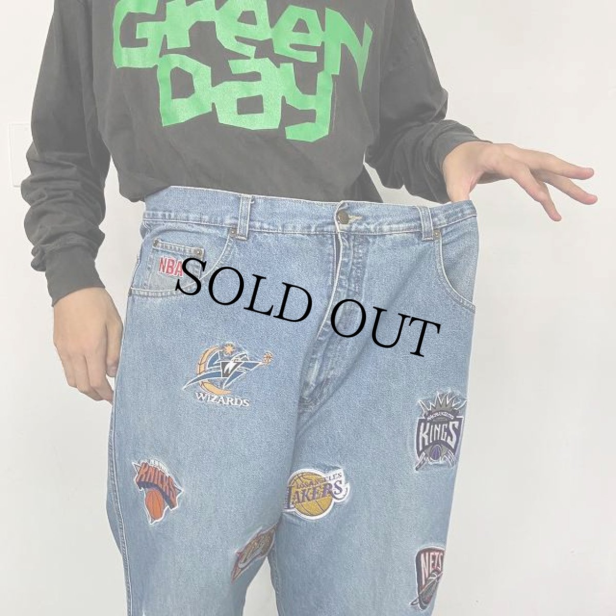 画像7: UNK NBA パスケットボールチーム刺繍 デニムパンツ W37 (7)