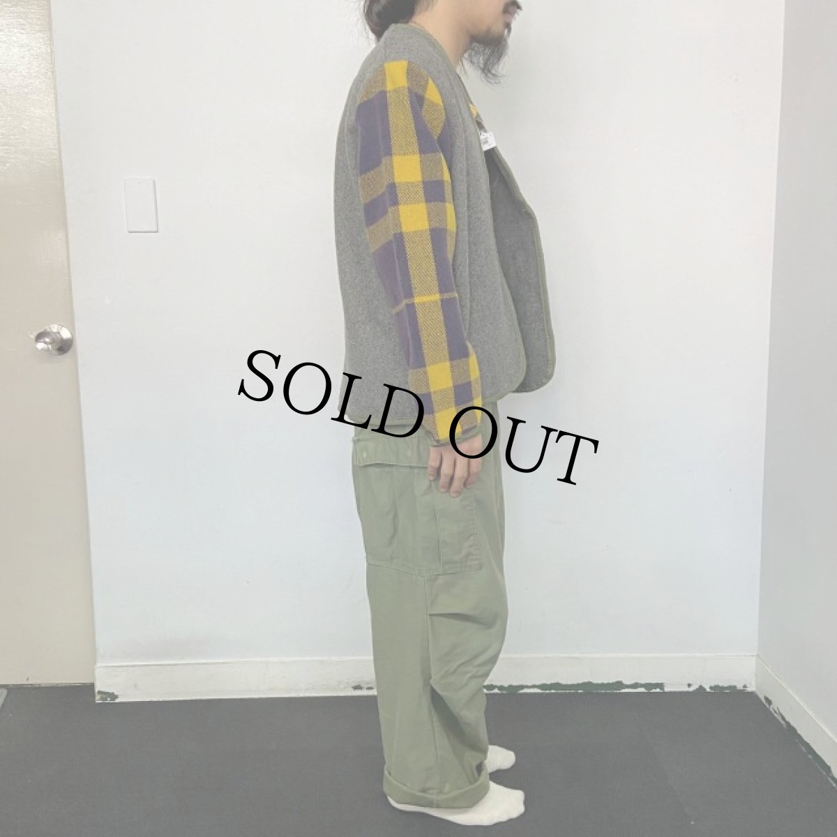 画像3: VINTAGEファブリック ワッペン付き リメイクジャケット (3)