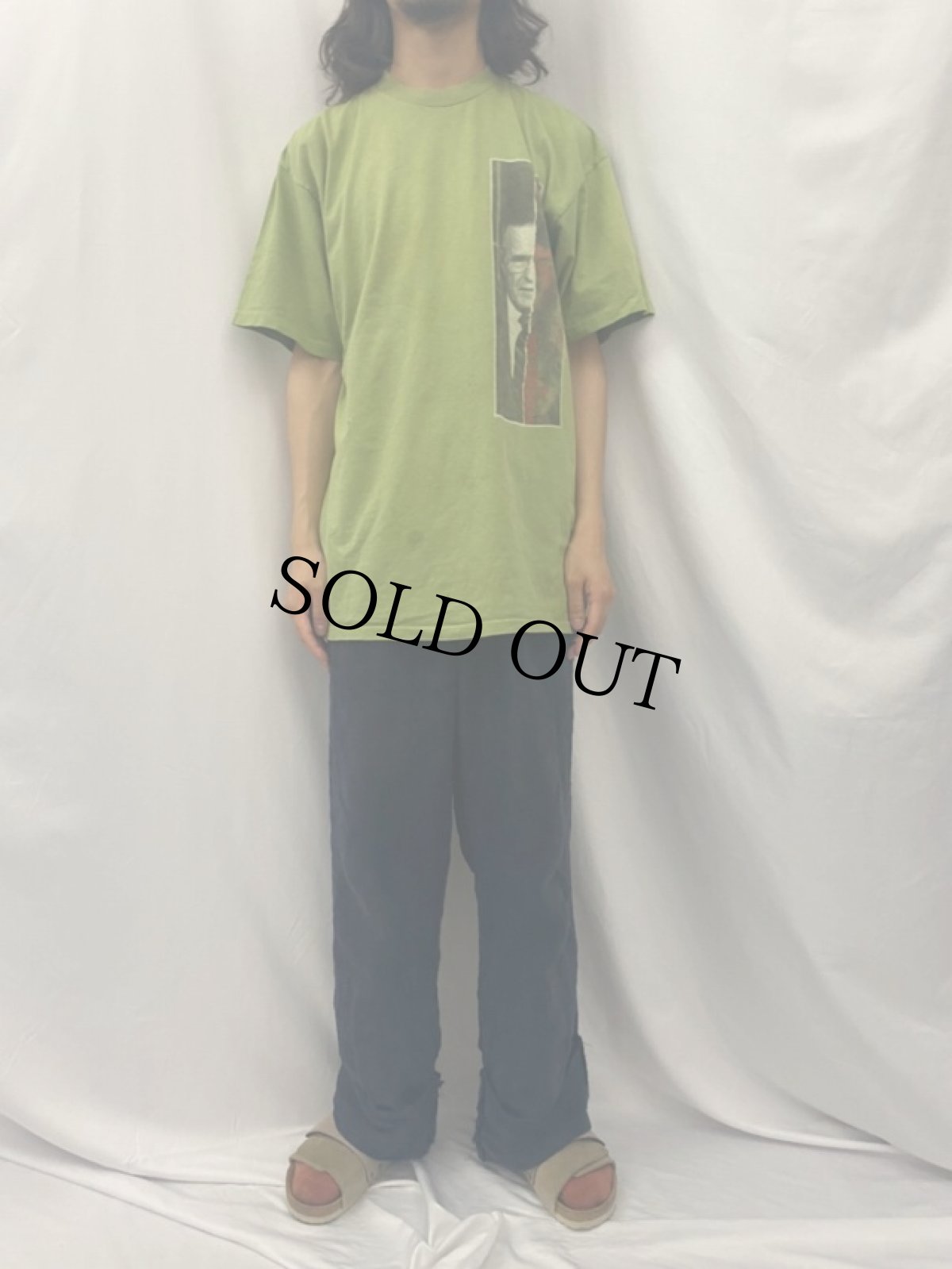 画像2: 90's SANTA CRUZ tom knox USA製 "BUSHITLER" プリントTシャツ XL (2)