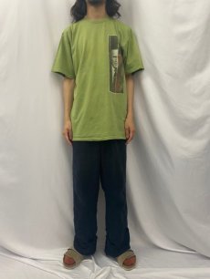 画像2: 90's SANTA CRUZ tom knox USA製 "BUSHITLER" プリントTシャツ XL (2)