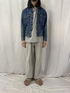 画像2: 70's Levi's 70505 イエローステッチ デニムジャケット (2)