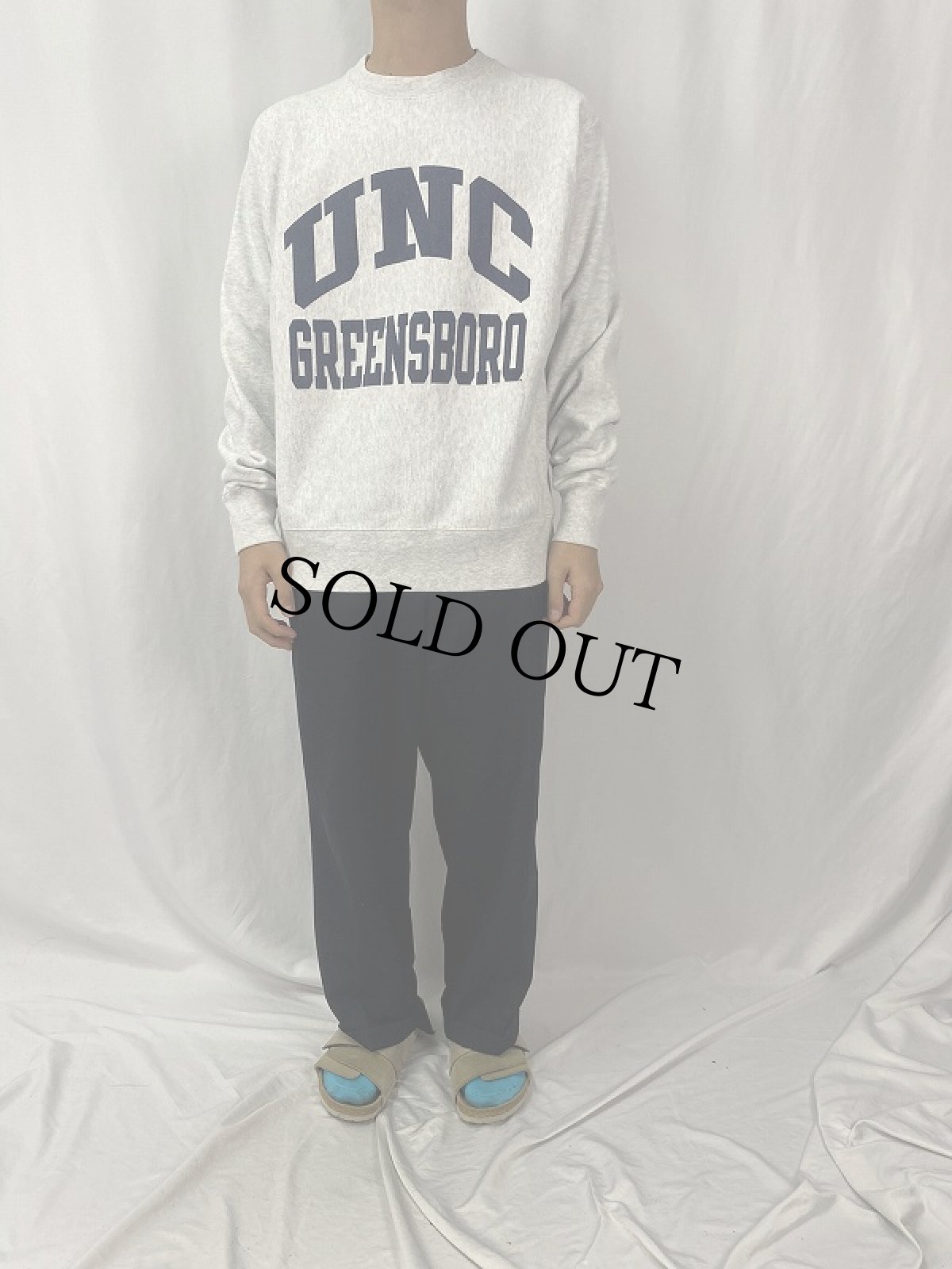 画像2: Champion REVERE WEAVE "UNC GREENSBORO" プリントスウェット  (2)