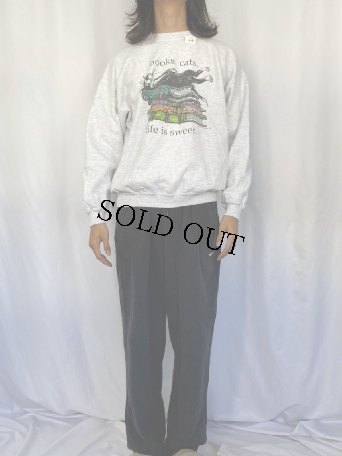 画像2: Edward Gorey "books.cats." 本×ねこプリントスウェット L (2)